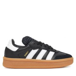 Sneakersy adidas. Czarne trampki i tenisówki chłopięce Adidas, bez wzorów, bez zapięcia. Za 349.99 zł.