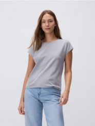 T-shirt regular ze zdobieniem - ciemnoszary. Szare t-shirty damskie Reserved, l, z aplikacjami, z bawełny, bez kołnierzyka. W wyprzedaży za 39.99 zł.