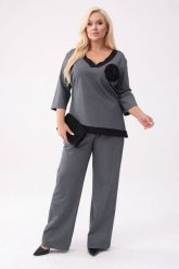 Elegancki grafitowy komplet Adriana - bluzka + długie spodnie PLUS SIZE XXL OVERSIZE JESIEŃ. Szare spodnie materiałowe damskie Moda Size Plus Iwanek, plus size, bez wzorów, z materiału. Za 449.90 zł.