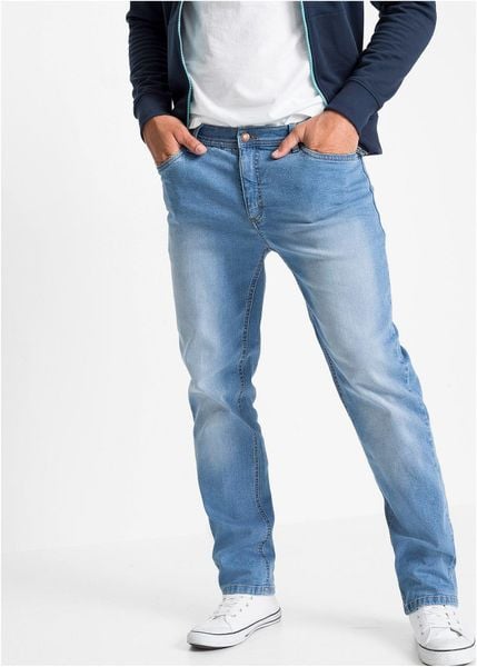 Lekkie jeansy regular fit, straight (2 pary). Niebieskie jeansy męskie bonprix. Za 229.99 zł.