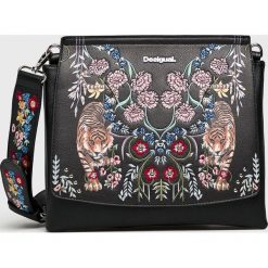Desigual - Torebka. Torby na ramię damskie marki Desigual. W wyprzedaży za 219.90 zł.