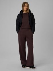 4F Spodnie dresowe z prostymi nogawkami damskie - brązowe XL. Brązowe spodnie dresowe damskie 4f, xl, bez wzorów, z dresówki. Za 129.99 zł.