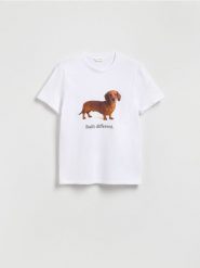 T-shirt regular z naszywką - biały. Białe t-shirty męskie Reserved, l, z aplikacjami, z bawełny, bez kołnierzyka. Za 59.99 zł.