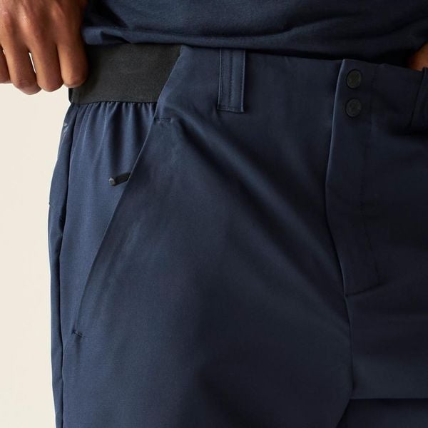 Szorty Dare 2B Torrek II. Niebieskie szorty męskie Dare 2b, bez wzorów, z elastanu. Za 199.99 zł.