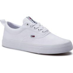 Tenisówki TOMMY JEANS - Classic Tommy Jeans Sneaker EN0EN00540 White 100. Półbuty damskie marki Tommy Jeans. Za 299.00 zł.