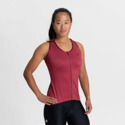 Koszulka rowerowa damska Rogelli Abbey II. Niebieskie koszulki sportowe damskie Rogelli, xs, bez wzorów, bez kołnierzyka, bez ramiączek, rowerowe. Za 169.99 zł.