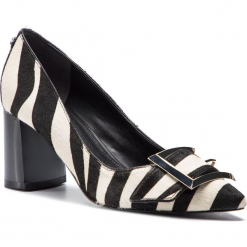 Półbuty GUESS - FL5DMS FUR08 WHIBL. Półbuty damskie marki Guess. Za 769.00 zł.
