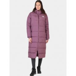 Płaszcz Zimowy Damski The North Face Triple C. Fioletowe kurtki damskie The North Face, na zimę, bez wzorów, z puchu, eleganckie, bez kaptura. W wyprzedaży za 1,443.95 zł.