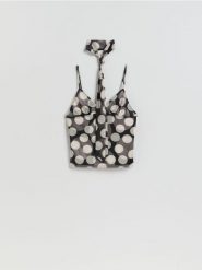 Bluzka z szalem - wielobarwny. Bluzki damskie Reserved, l, bez wzorów, z dzianiny, bez kołnierzyka, bez ramiączek. Za 79.99 zł.