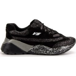 Czarne Buty Sportowe Z Brokatem VICES. Czarne obuwie sportowe damskie VICES, bez wzorów, do biegania, Adidas Advantage. W wyprzedaży za 119.00 zł.