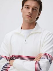 Bluza z wysoką stójką - biały. Białe bluzy męskie Reserved, l, bez wzorów, z dzianiny, bez kaptura. Za 149.99 zł.