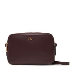 Torebka Calvin Klein. Czerwone torebki do ręki damskie Calvin Klein, bez wzorów, bez dodatków. Za 269.99 zł.