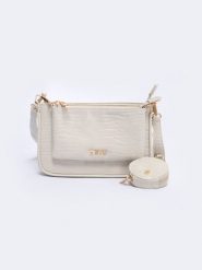 Torebka damska multibag o strukturze krokodyla kremowa Uteri 102. Białe plecaki damskie Big Star, bez wzorów, ze skóry ekologicznej, eleganckie. W wyprzedaży za 159.99 zł.