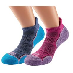 Jednowarstwowe Skarpetki Damskie Run Socklet - 2 Pary. Czerwone skarpety damskie 1000 MILE, bez wzorów, z elastanu. Za 125.00 zł.