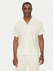 Guess Koszula M5GP21 KCRY0 Écru Regular Fit. Koszule męskie Guess, m, z aplikacjami, z syntetyku, bez kołnierzyka, bez ramiączek. Za 279.99 zł.