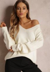 Biały Sweter z Wiskozy Oversize Conime. Białe swetry damskie Renee, uniwersalny, z aplikacjami, z jeansu, casualowe, bez kołnierzyka, bez ramiączek, długie, bez kaptura. Za 99.99 zł.