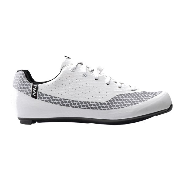 Buty szosowe męskie Northwave Mistral. Białe buty sportowe męskie Northwave, bez zapięcia, rowerowe. Za 723.50 zł.