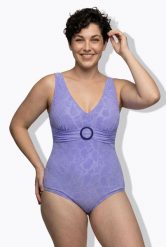 Damskie Strój kąpielowy faktura w kwiaty miękkie miseczki ozdobny pierścień. Fioletowe kostiumy jednoczęściowe damskie Ulla Popken, plus size, bez wzorów, z elastanu, plus size, do pływania. Za 191.99 zł.