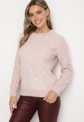 Różowy Klasyczny Sweter z Wełną Stinella. Czerwone swetry damskie Born2be, na zimę, m, z aplikacjami, z jeansu, eleganckie, bez kołnierzyka, bez ramiączek, długie, bez kaptura. Za 54.99 zł.