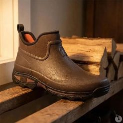 Botki Rouchette Clean Land. Brązowe botki męskie ROUCHETTE, bez wzorów, z gumy, przed kostkę, bez zapięcia. Za 264.00 zł.