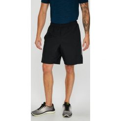 Under Armour - Szorty Woven Graphic. Szare krótkie spodenki sportowe męskie Under Armour. W wyprzedaży za 99.90 zł.