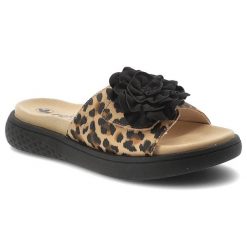 Klapki damskie Rieker, cholewka ze skóry ekologicznej wzór animal print wsuwane na płaskiej podeszwie, beżowe, V1562-60. Brązowe klapki damskie Rieker, bez wzorów, ze skóry ekologicznej, bez obcasa, na płaskiej podeszwie. Za 319.00 zł.
