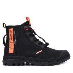Trapery Palladium. Czarne śniegowce i trapery damskie Palladium. Za 369.99 zł.