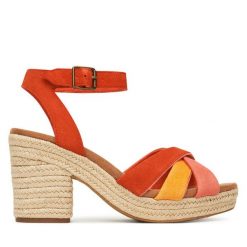 Espadryle Toms. Czerwone sandały damskie Toms, bez wzorów, bez obcasa, bez zapięcia. Za 399.99 zł.