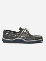 Skórzane buty żeglarskie TBS Globek. Brązowe eleganckie półbuty TBS, z gumy, eleganckie, bez zapięcia. Za 573.50 zł.