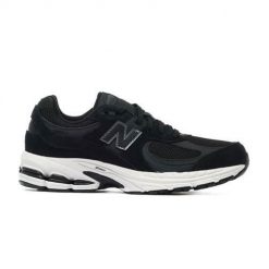 Buty do chodzenia damskie New Balance GC2002BK. Czarne obuwie sportowe damskie New Balance, bez wzorów, z materiału, trekkingowe. Za 508.00 zł.