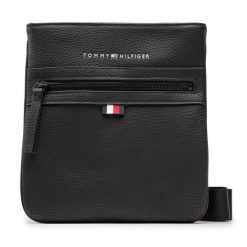 Saszetka Tommy Hilfiger. Czarne saszetki męskie Tommy Hilfiger, młodzieżowe, małe. Za 219.99 zł.