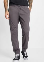 Spodnie chinosy z gumką, relaxed fit, z prostą nogawką. Szare eleganckie spodnie męskie bonprix, m, bez wzorów. Za 127.99 zł.