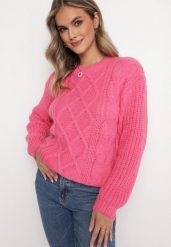 Fuksjowy Sweter z Ozdobnym Splotem Pogaria. Czerwone swetry damskie Born2be, m, bez wzorów, z jeansu, eleganckie, bez kołnierzyka, bez ramiączek, bez kaptura. Za 74.99 zł.