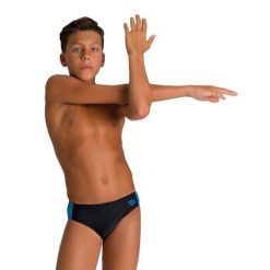 Kąpielówki chłopięce slipy kąpielowe na basen Arena Boy's Ren. Czarne kąpielówki dla chłopców Arena, bez wzorów. Za 39.99 zł.