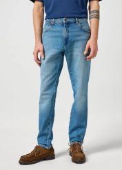 MESKIE SPODNIE WRANGLER RIVER CHANTE 112356836. Spodnie materiałowe męskie Wrangler, l, bez wzorów, z jeansu. Za 219.99 zł.