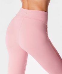 Legginsy sportowe dla kobiet z kopertowym tyłem Carpatree Balletcore. Czerwone legginsy damskie Carpatree, s, bez wzorów, z materiału, z podwyższonym stanem, na fitness i siłownię. Za 175.99 zł.