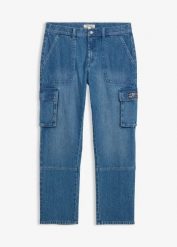 Dżinsy o kroju relaxed fit, straight, z kieszeniami cargo. Niebieskie jeansy męskie bonprix. Za 189.99 zł.