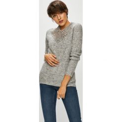 Vero Moda - Sweter Merla. Swetry damskie marki Vero Moda. W wyprzedaży za 99.90 zł.