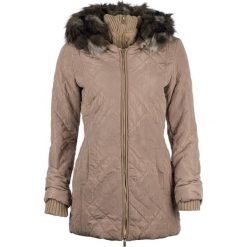 Desigual płaszcz damski Maca 36 beżowy. Brązowe kurtki damskie Desigual, bez wzorów, bez kaptura. W wyprzedaży za 645.00 zł.