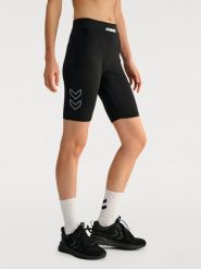 Szorty damskie Hummel Elemental Co. Czarne szorty sportowe damskie Hummel, na wiosnę, l, bez wzorów, z bawełny, eleganckie, do biegania. Za 137.50 zł.