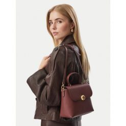 Torebka Furla. Czerwone torebki do ręki damskie Furla, bez wzorów, klasyczne, bez dodatków. Za 1,659.00 zł.