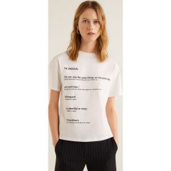 Mango - Top Unusual. Białe topy damskie marki Mango, z nadrukiem, z bawełny, z okrągłym kołnierzem, z krótkim rękawem. Za 49.90 zł.