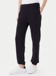 On Spodnie dresowe Club Pants 1WE1005 Czarny Relaxed Fit. Czarne spodnie dresowe damskie On, l, bez wzorów, z bawełny. Za 379.99 zł.