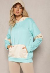 Jasnoniebieska Oversizowa Bluza Typu Kangurka z Szeroką Kieszenią i Kapturem Iretha. Niebieskie bluzy damskie Renee, l, bez wzorów, z kapturem. Za 44.99 zł.