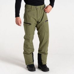Spodnie narciarskie dla mężczyzn Dare2B DMW573R. Zielone spodnie snowboardowe męskie Dare 2b, na zimę, m, bez wzorów, narciarskie. Za 349.99 zł.