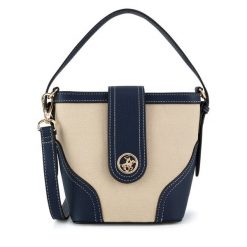 Torebka Beverly Hills Polo Club. Niebieskie torebki do ręki damskie Beverly Hills Polo Club, bez wzorów, klasyczne, bez dodatków. Za 179.99 zł.