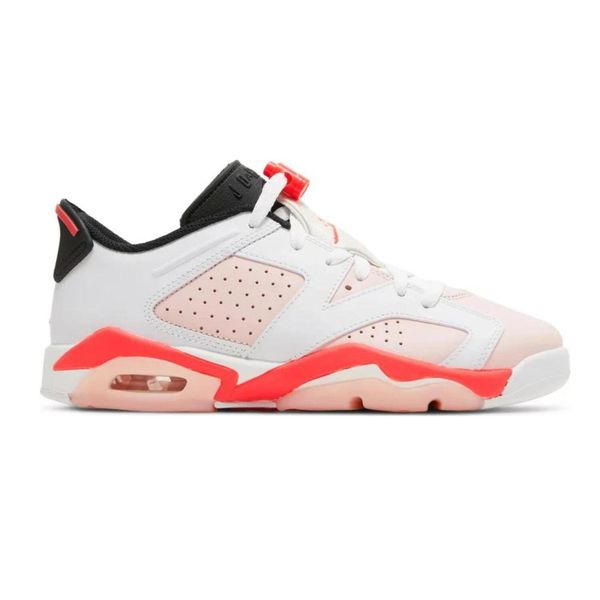Buty do chodzenia damskie Air Jordan 6 Retro Low Gs. Białe obuwie sportowe damskie Nike, bez wzorów, trekkingowe. W wyprzedaży za 380.00 zł.