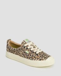 Buty sportowe damskie Cariuma OCA Low Leopard Print Suede. Obuwie sportowe damskie CARIUMA, bez wzorów, z gumy, trekkingowe. Za 276.75 zł.