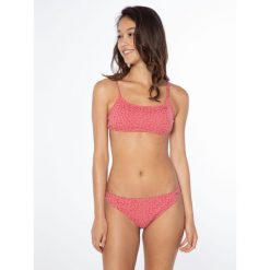 Damski top do kostiumu kąpielowego Protest Mixruby. Czerwone topy damskie Protest, m, bez wzorów, bez kołnierzyka, bez ramiączek. Za 198.50 zł.