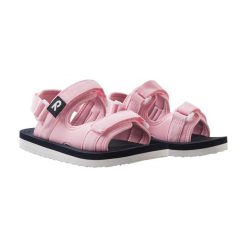 Sandały dziecięce Reima Minsa 2.0. Czerwone sandały dziewczęce Reima, z materiału, bez zapięcia. Za 129.99 zł.